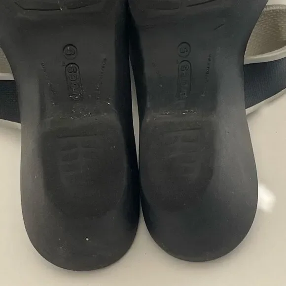 Crocs Women's Black Gray Madeira Wedge Comfort Slip‎ On Slide Sandals Size 5 - Picture 7 of 9